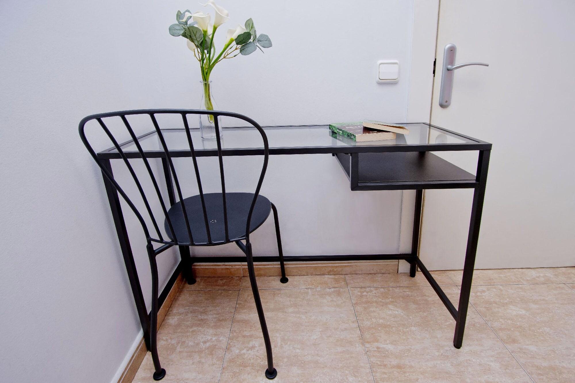Barcelona City North Hostal ภายนอก รูปภาพ
